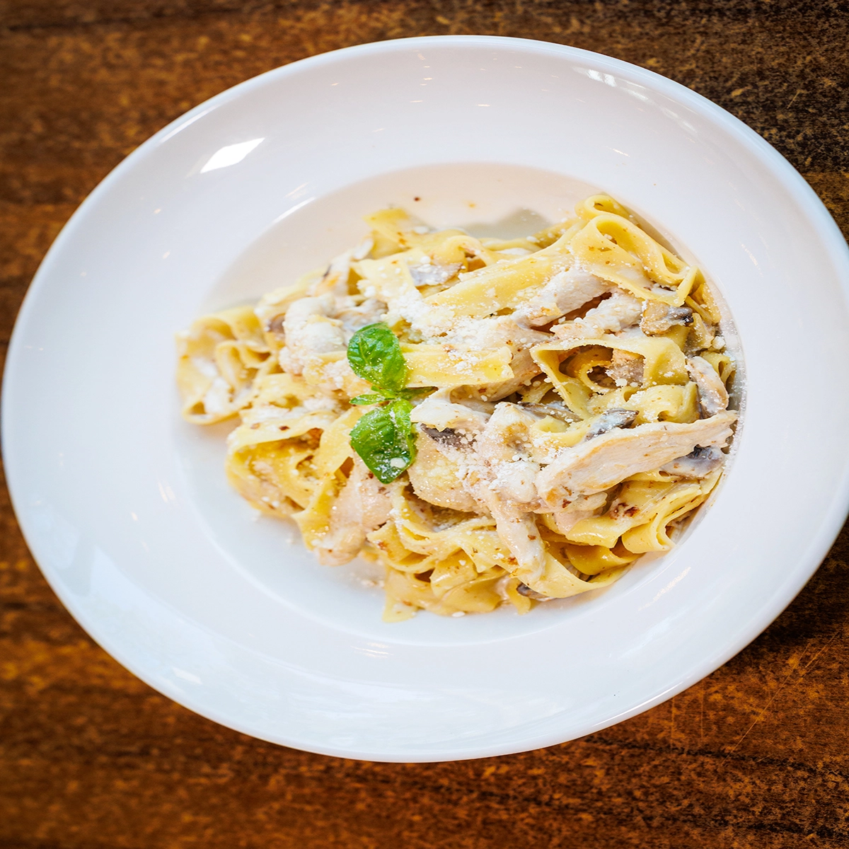 Fettuccine Alfredo